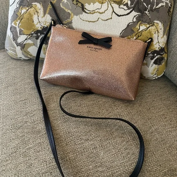 Kate Spade Emery Street Amy Glitter Rose Gold Crossbody With Black Bow - Picture 9 of 14
